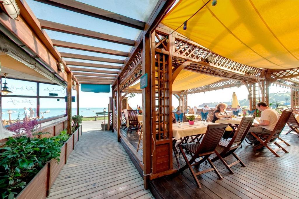Le Grand Large Hotell Cancale Rom bilde